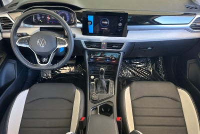 2025 Volkswagen Taos SEL