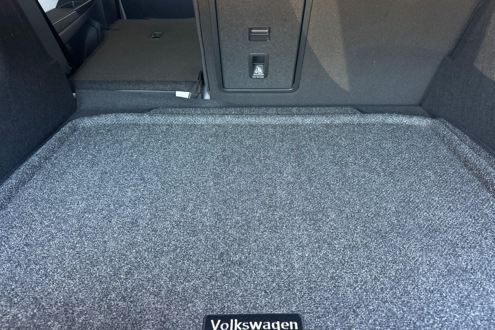 2025 Volkswagen Taos SEL