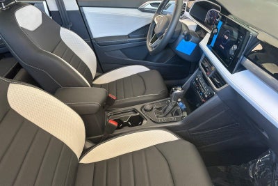 2025 Volkswagen Taos SEL