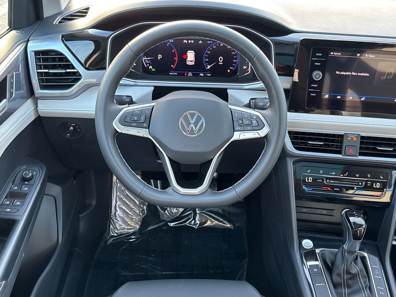 2026 Volkswagen Taos SEL