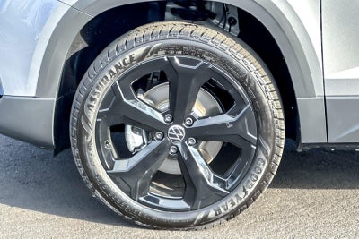 2026 Volkswagen Taos SEL