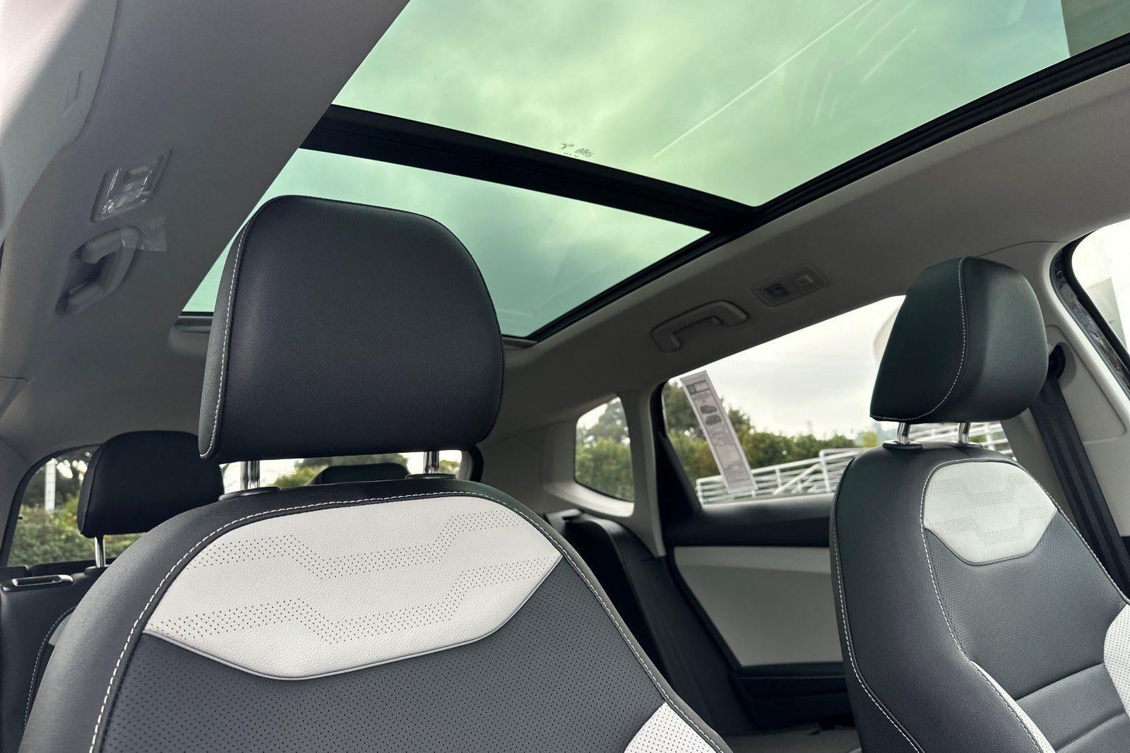 2026 Volkswagen Taos SEL