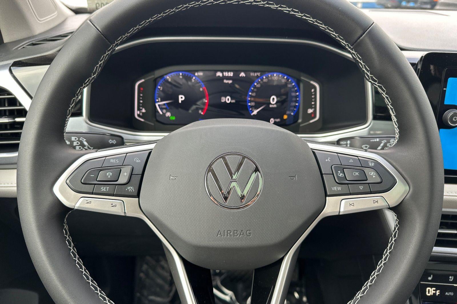 2026 Volkswagen Taos SEL