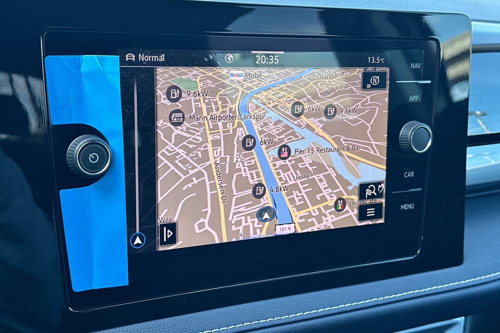 2026 Volkswagen Taos SEL