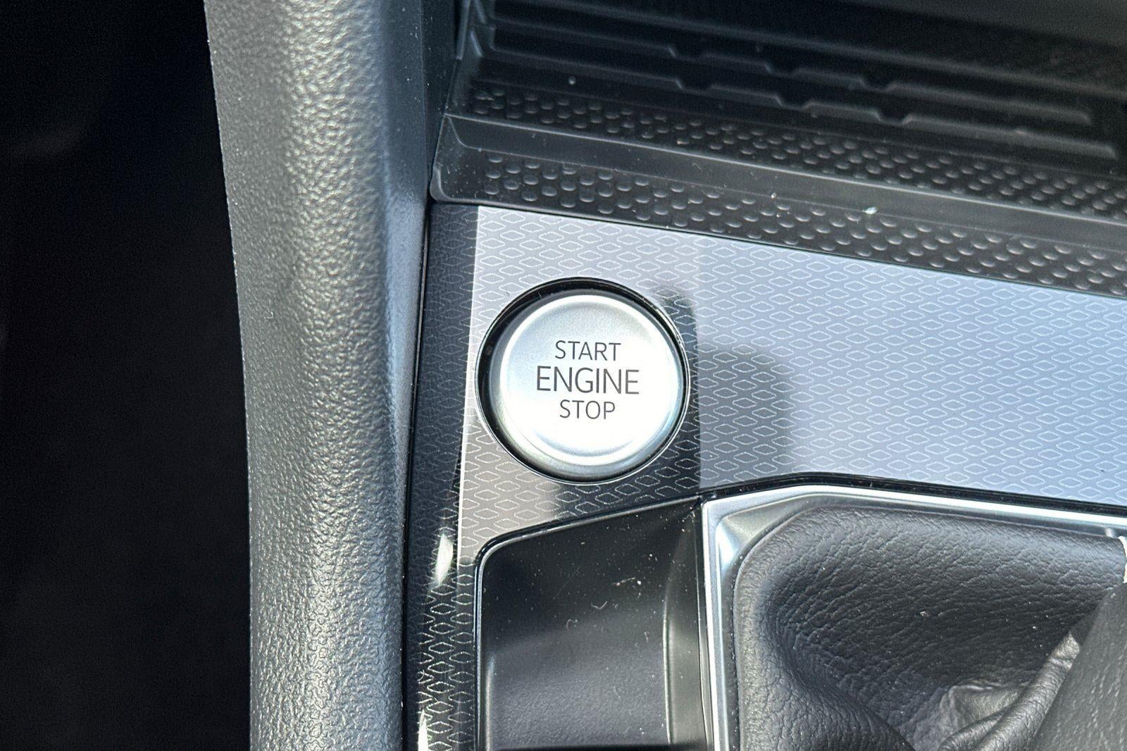 2026 Volkswagen Taos SEL