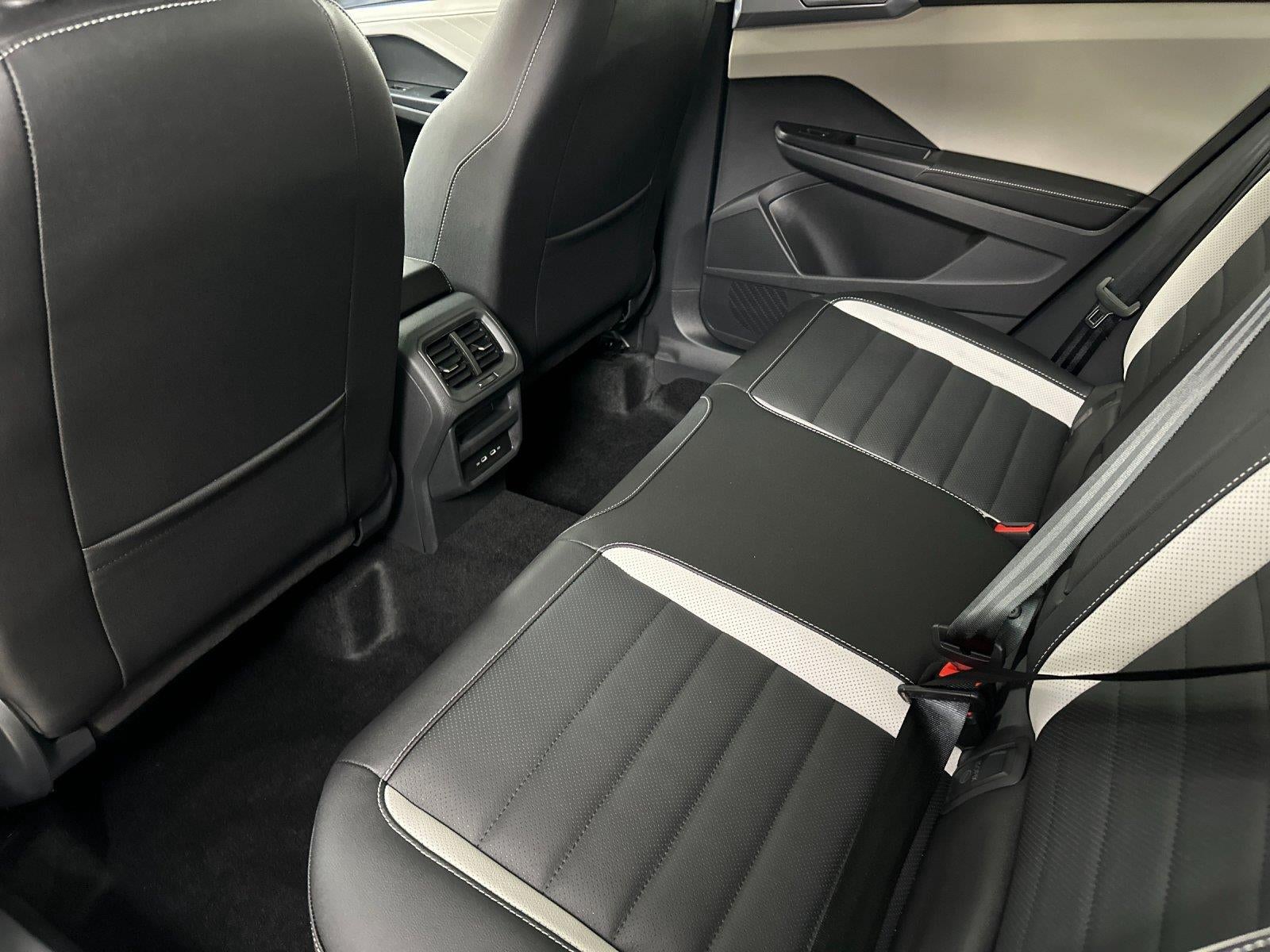 2027 Volkswagen Taos SEL
