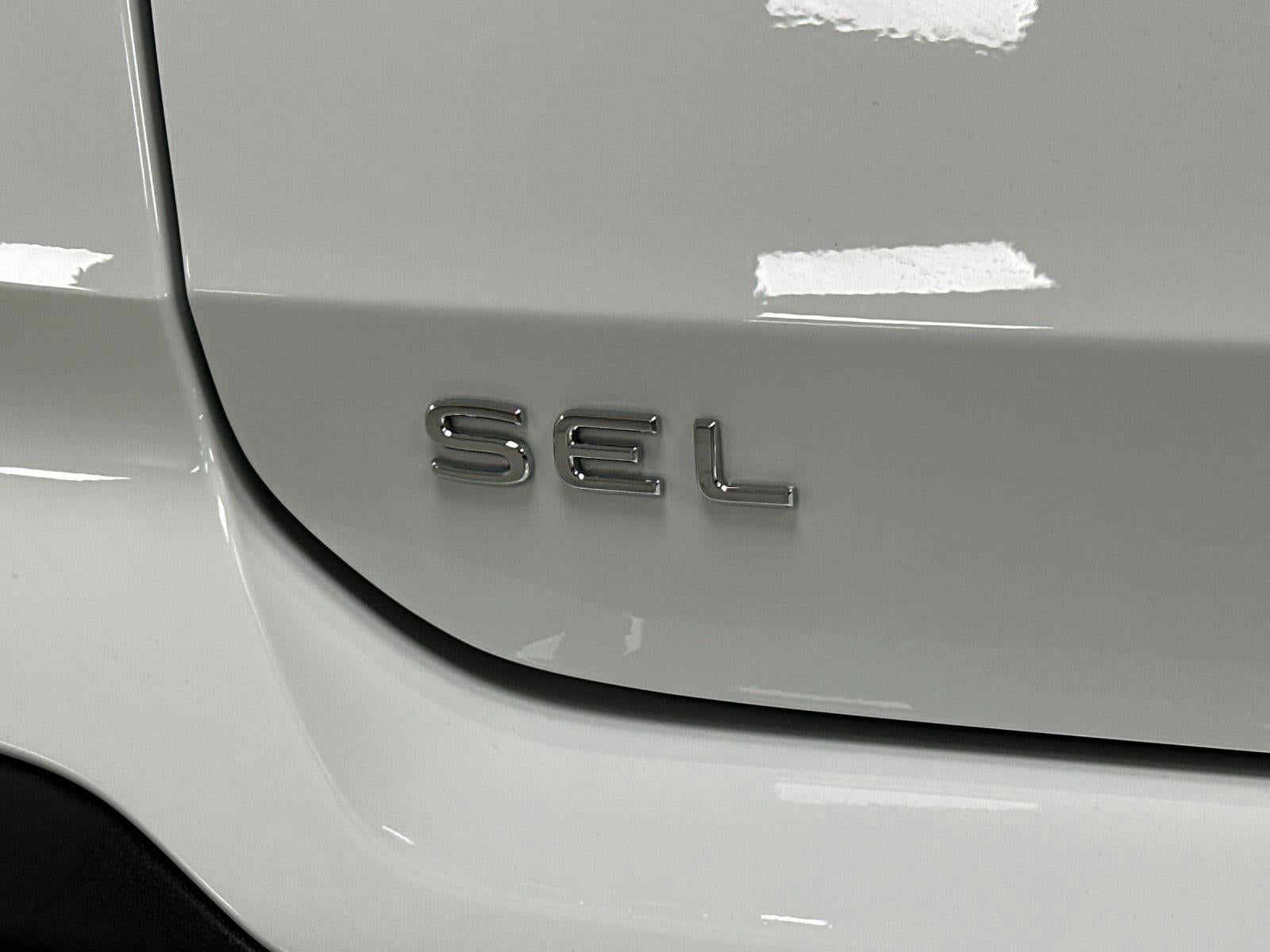 2027 Volkswagen Taos SEL