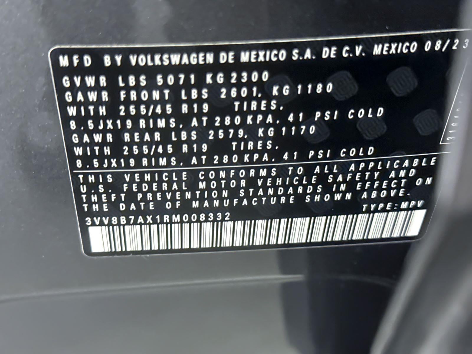 2024 Volkswagen Tiguan SE R-Line Black