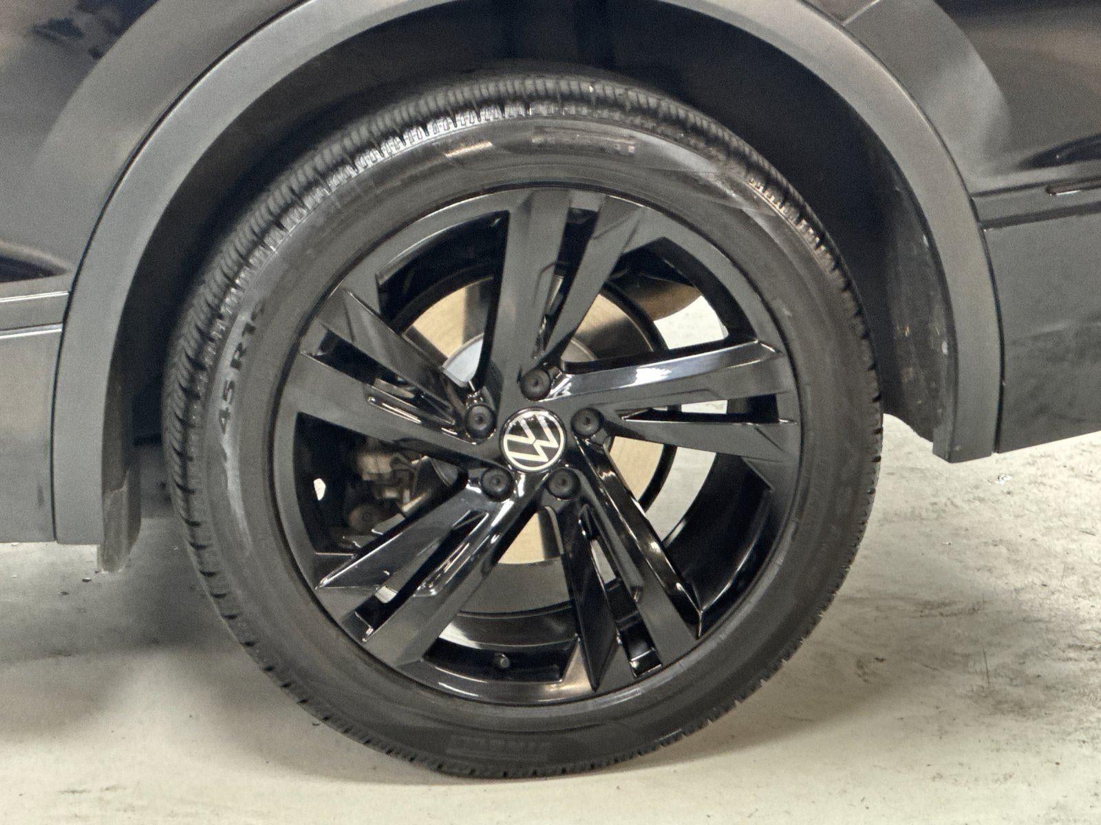 2024 Volkswagen Tiguan SE R-Line Black