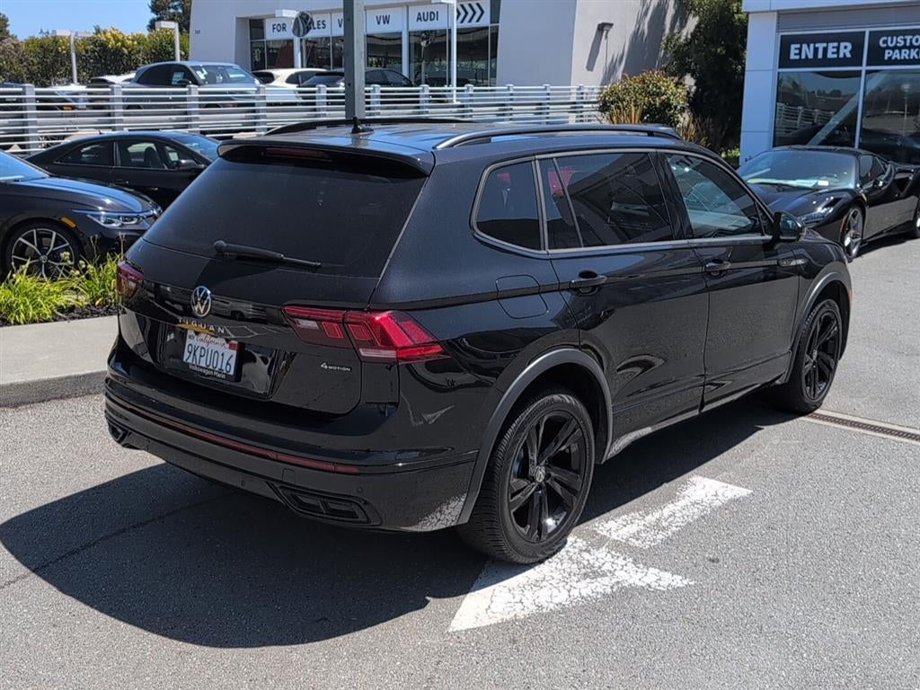 2024 Volkswagen Tiguan SE R-Line Black