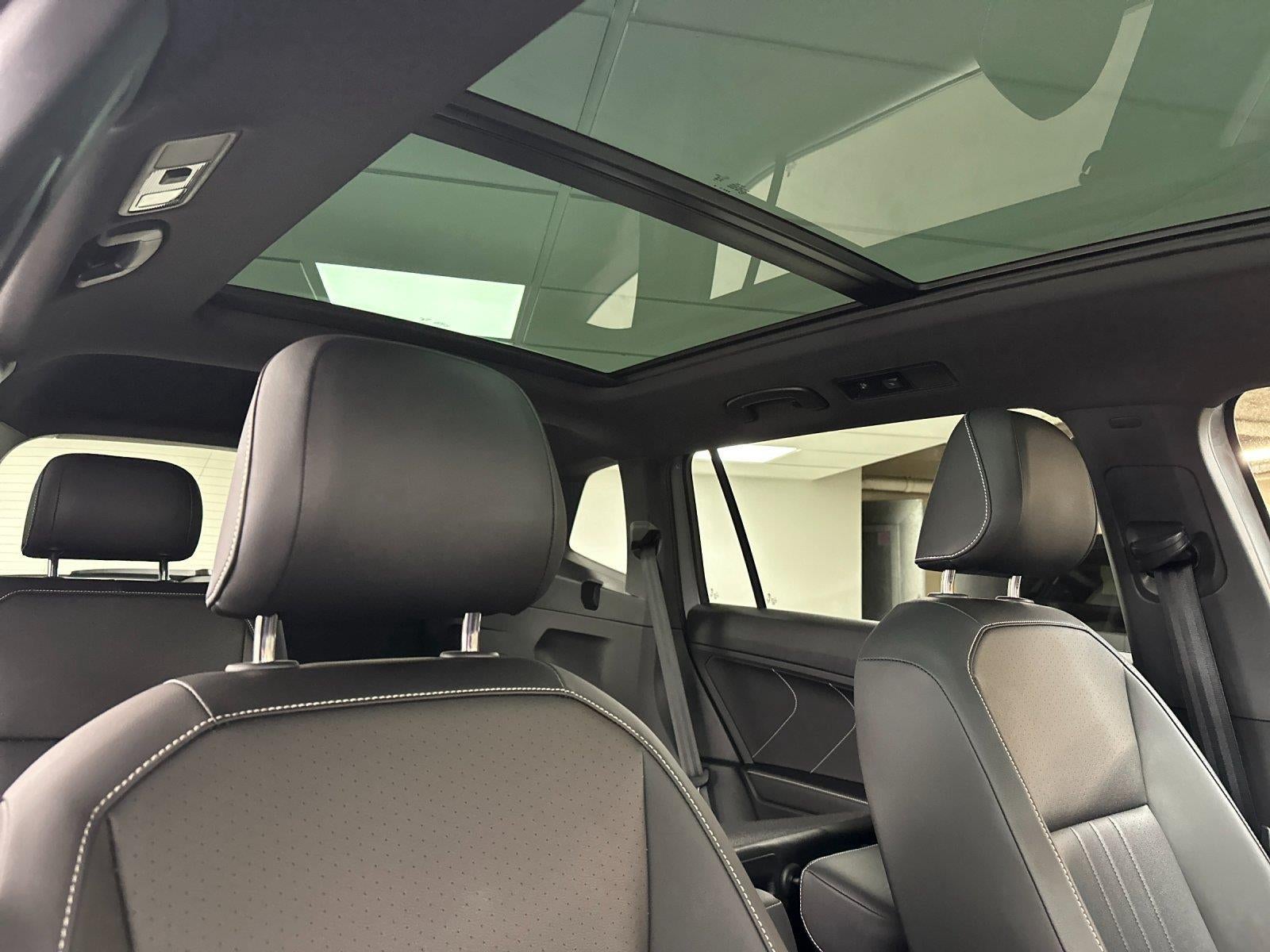 2023 Volkswagen Tiguan SE R-Line Black