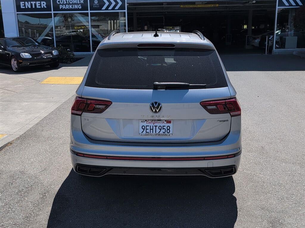 2023 Volkswagen Tiguan SE R-Line Black