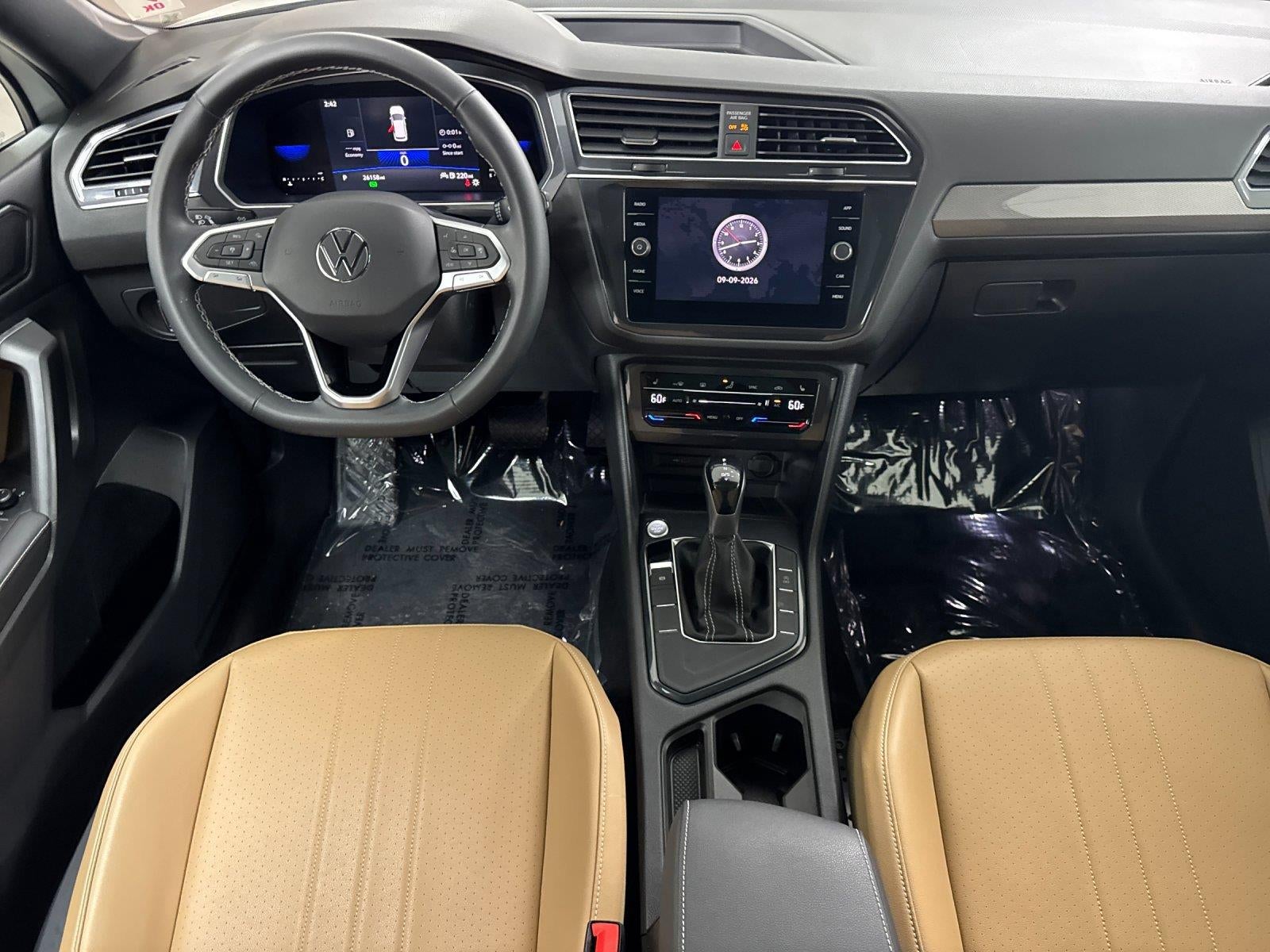 2024 Volkswagen Tiguan SE R-Line Black