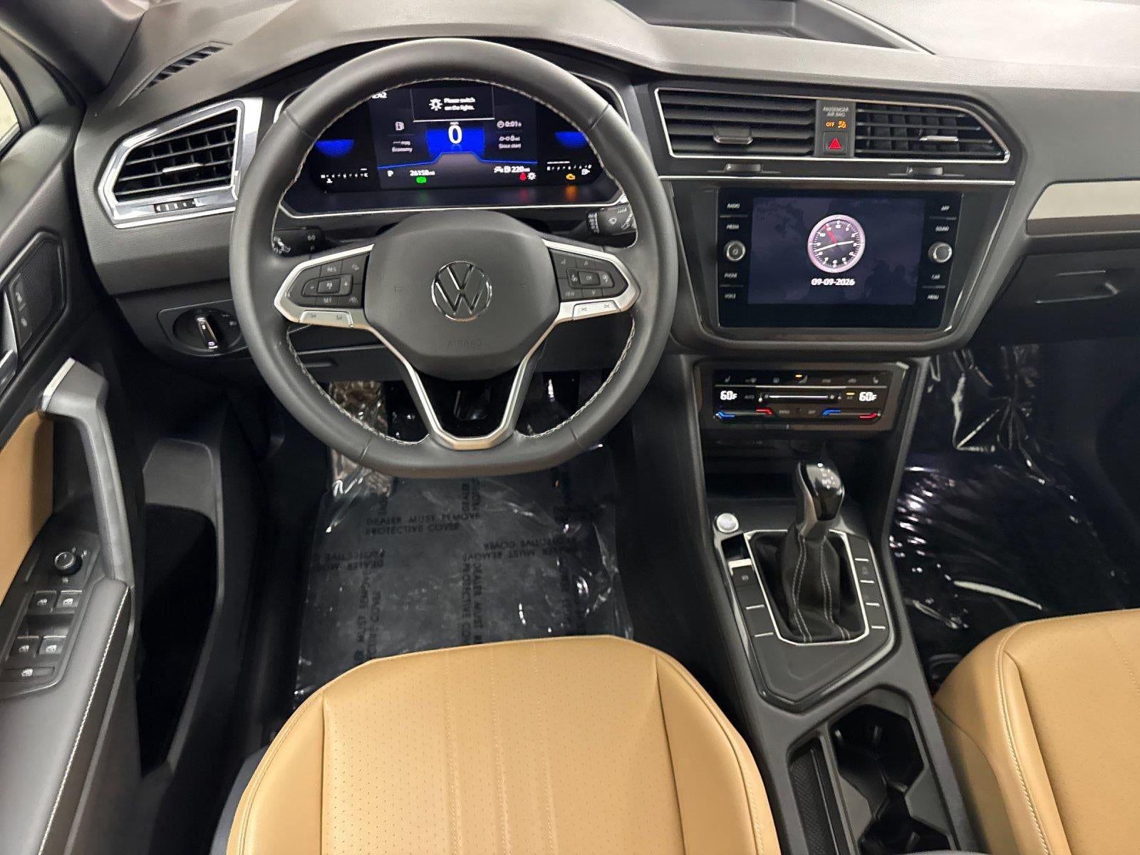 2024 Volkswagen Tiguan SE R-Line Black