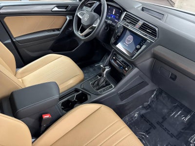 2024 Volkswagen Tiguan SE R-Line Black