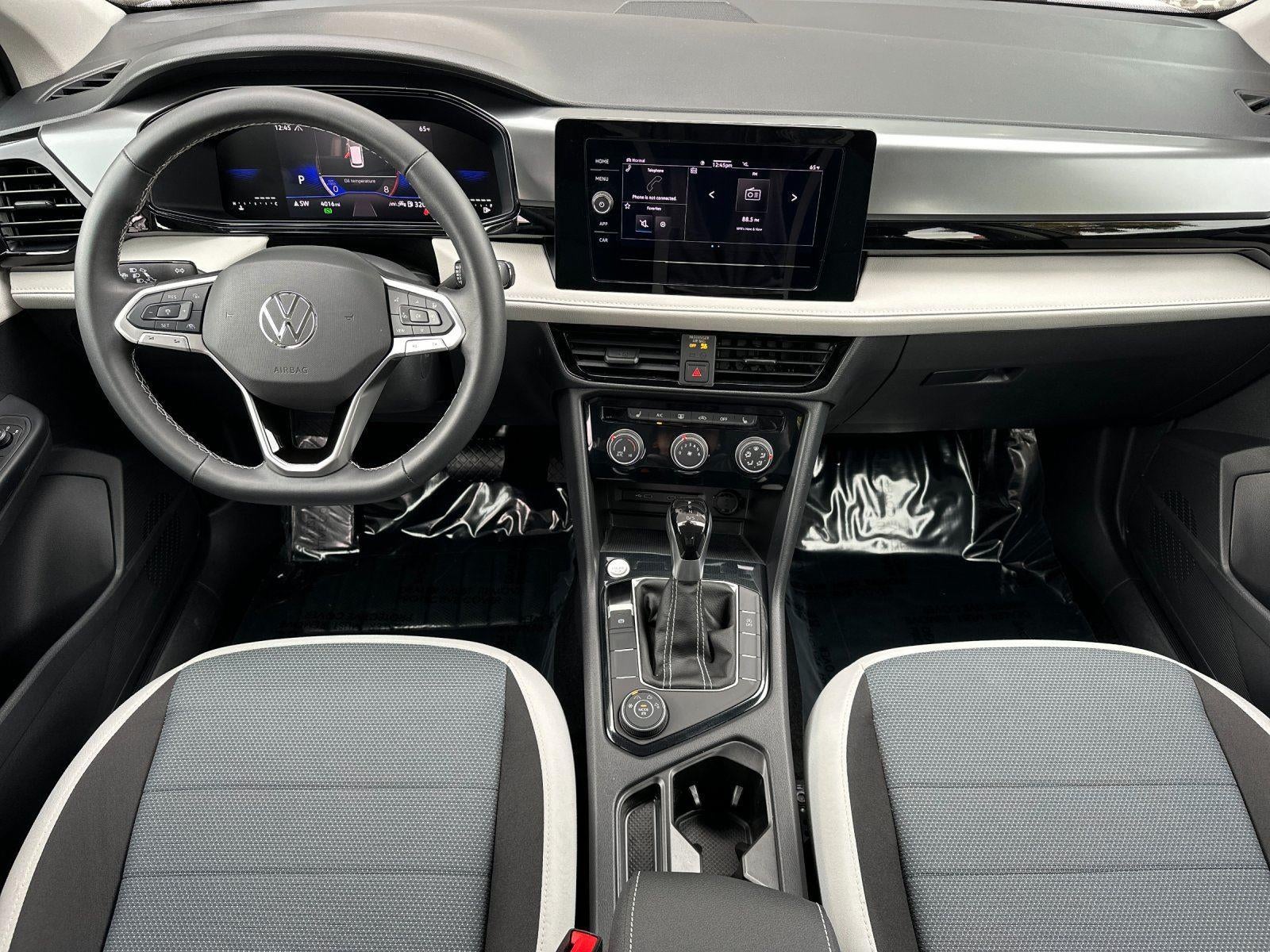 2025 Volkswagen Taos S