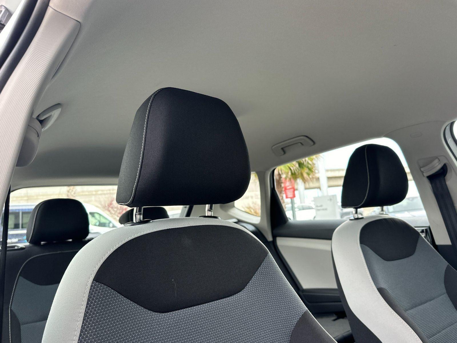 2025 Volkswagen Taos S