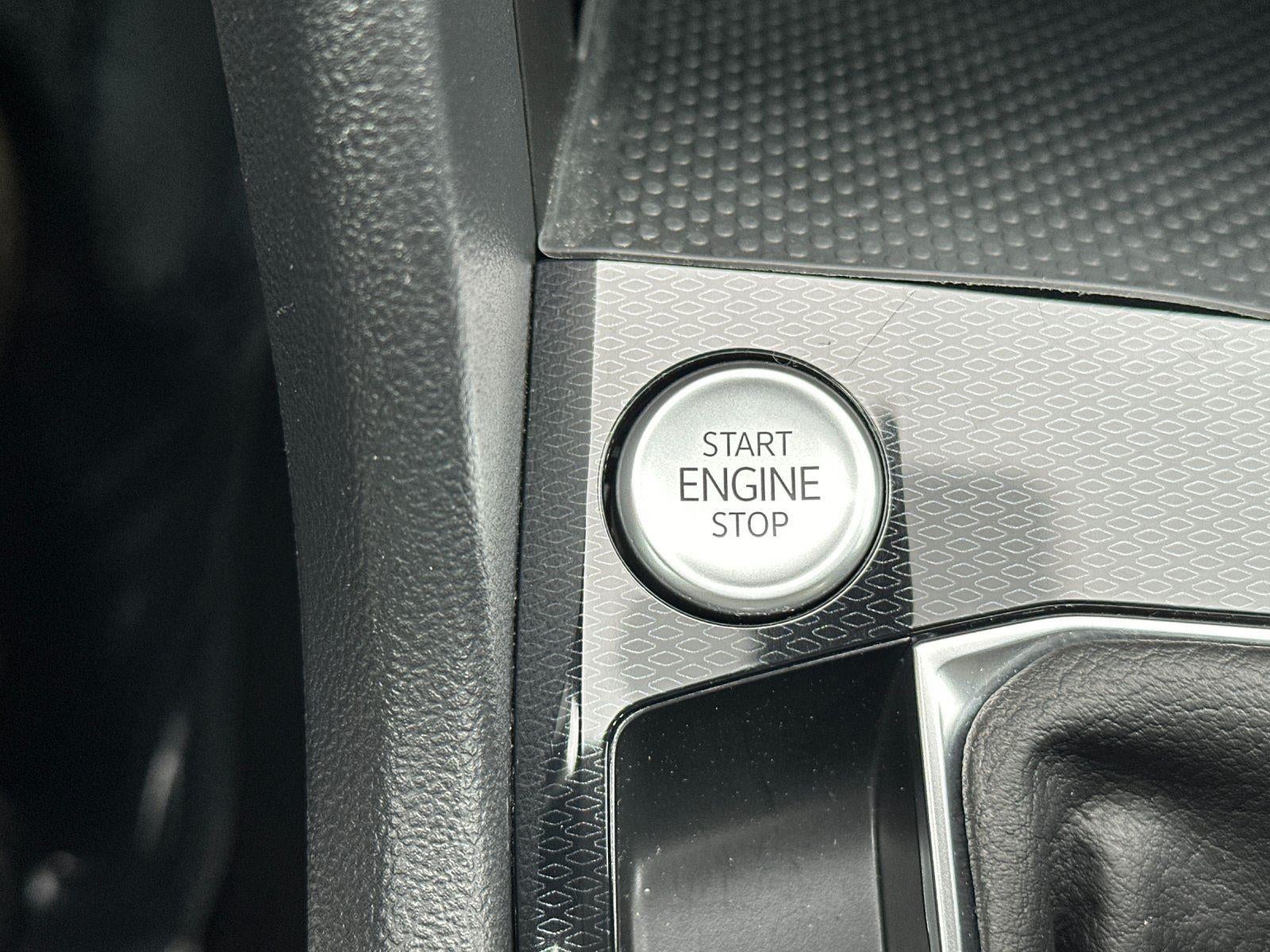 2025 Volkswagen Taos S