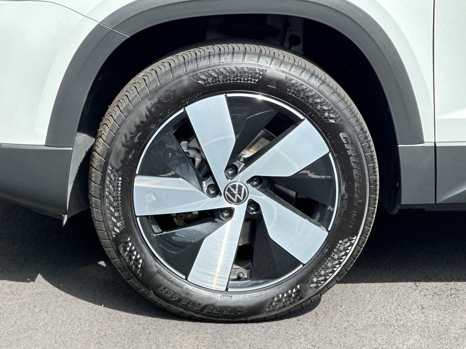 2025 Volkswagen Taos S