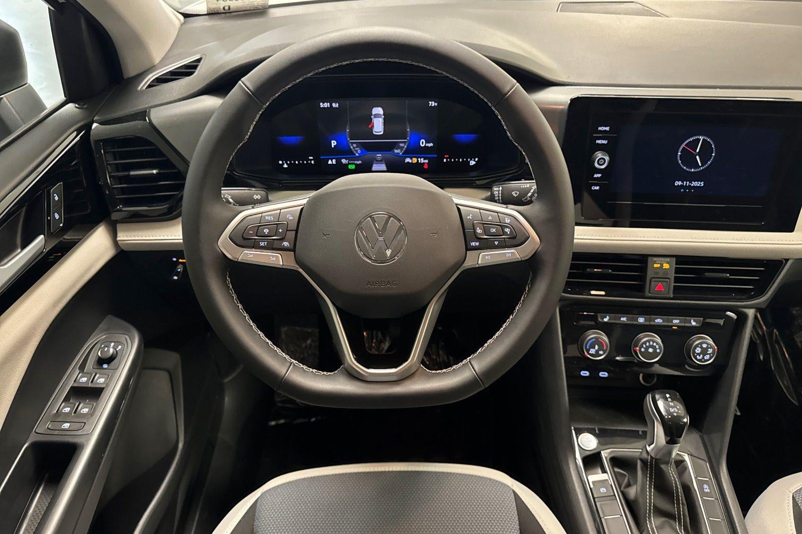 2025 Volkswagen Taos S