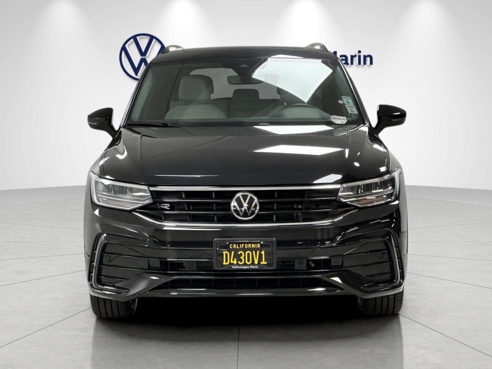 2022 Volkswagen Tiguan SE R-Line Black