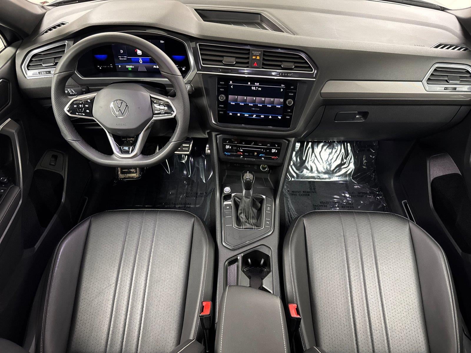 2022 Volkswagen Tiguan SE R-Line Black