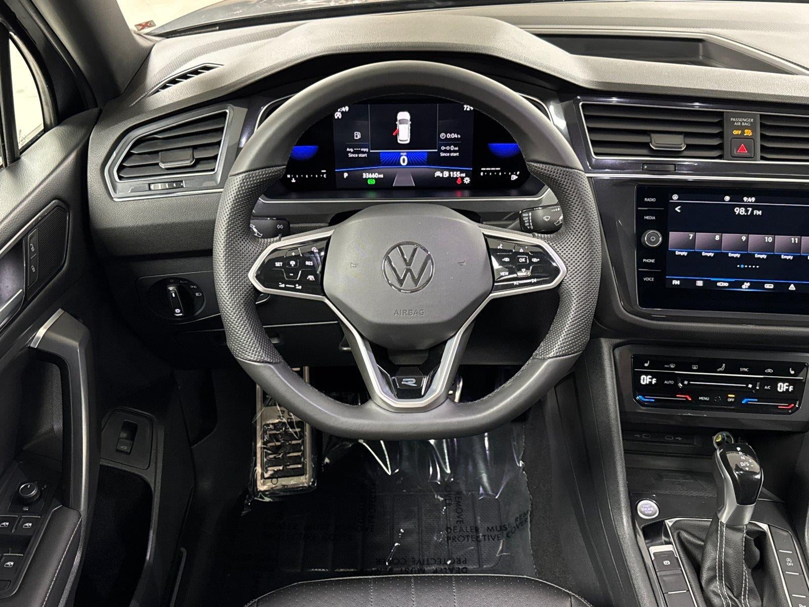 2022 Volkswagen Tiguan SE R-Line Black