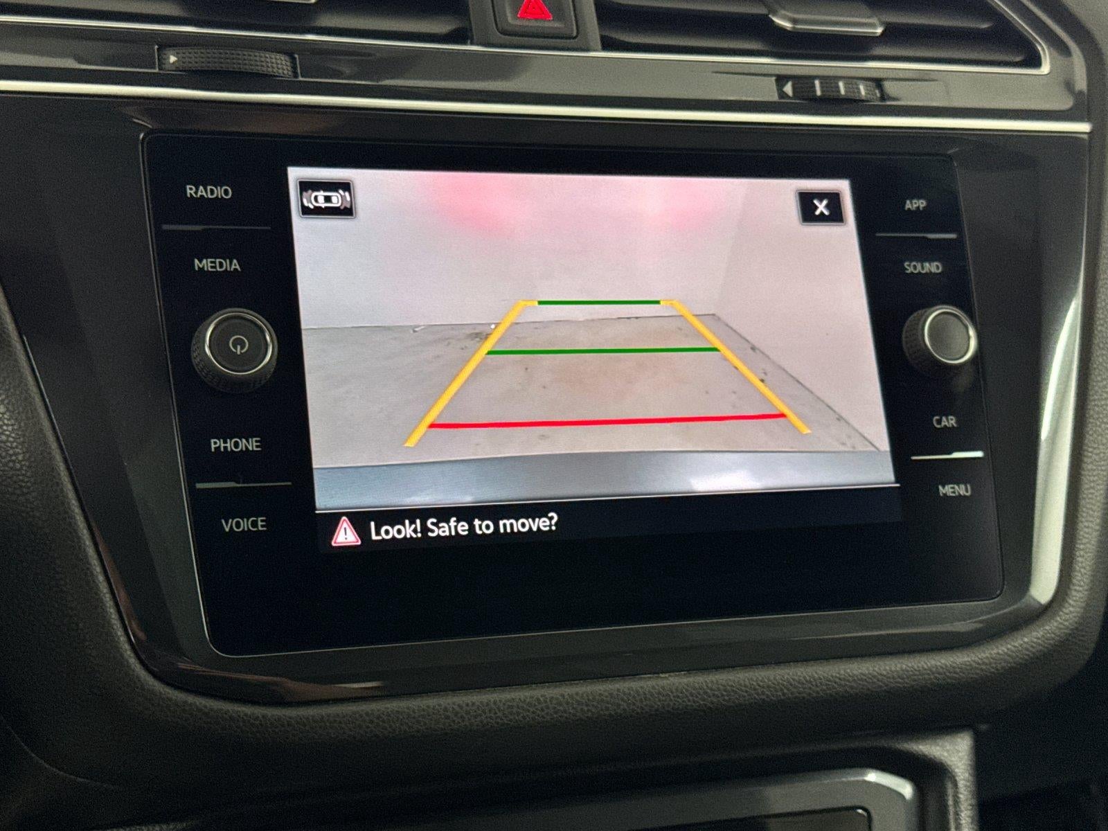 2022 Volkswagen Tiguan SE R-Line Black