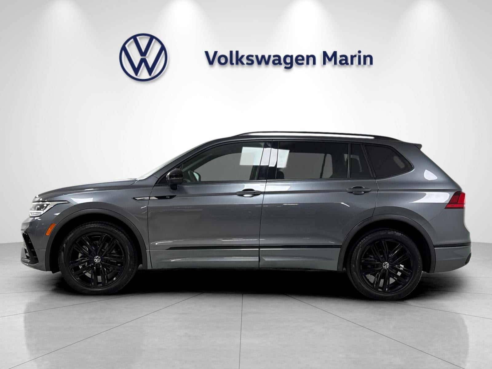 2022 Volkswagen Tiguan SE R-Line Black