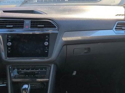 2023 Volkswagen Tiguan SE R-Line Black