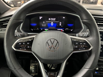 2023 Volkswagen Tiguan SE R-Line Black