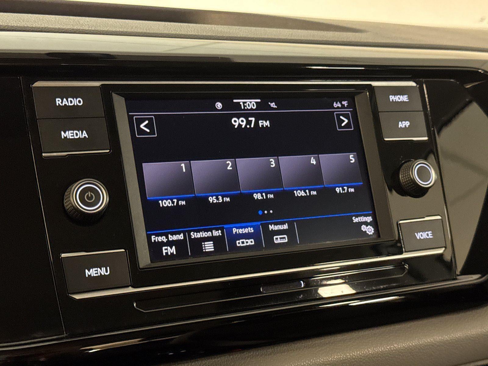 2023 Volkswagen Taos S