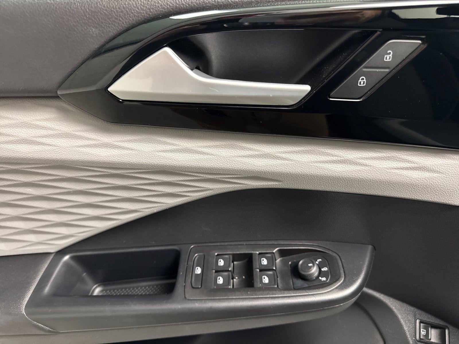 2023 Volkswagen Taos S