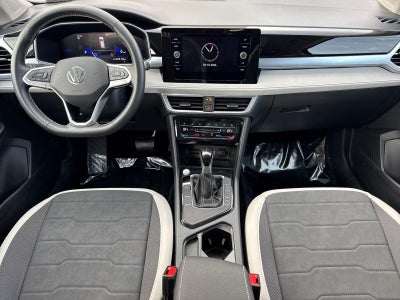 2025 Volkswagen Taos SE