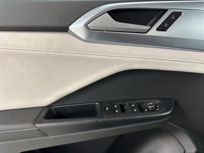 2027 Volkswagen Taos SE