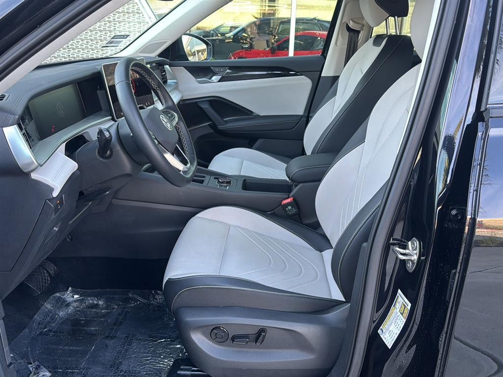 2025 Volkswagen Tiguan SE