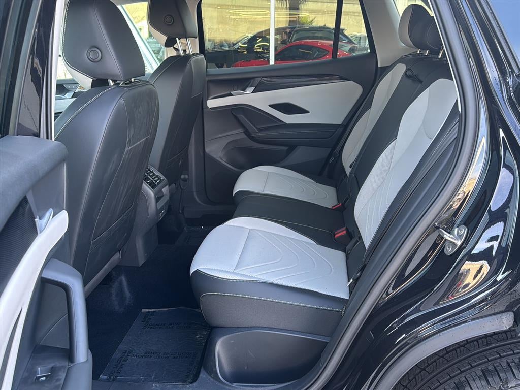 2025 Volkswagen Tiguan SE