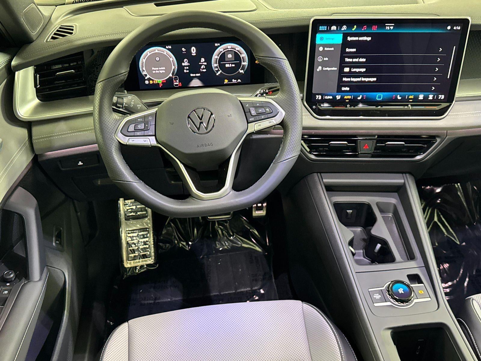 2026 Volkswagen Tiguan SE R-Line Black