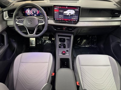 2026 Volkswagen Tiguan SE R-Line Black