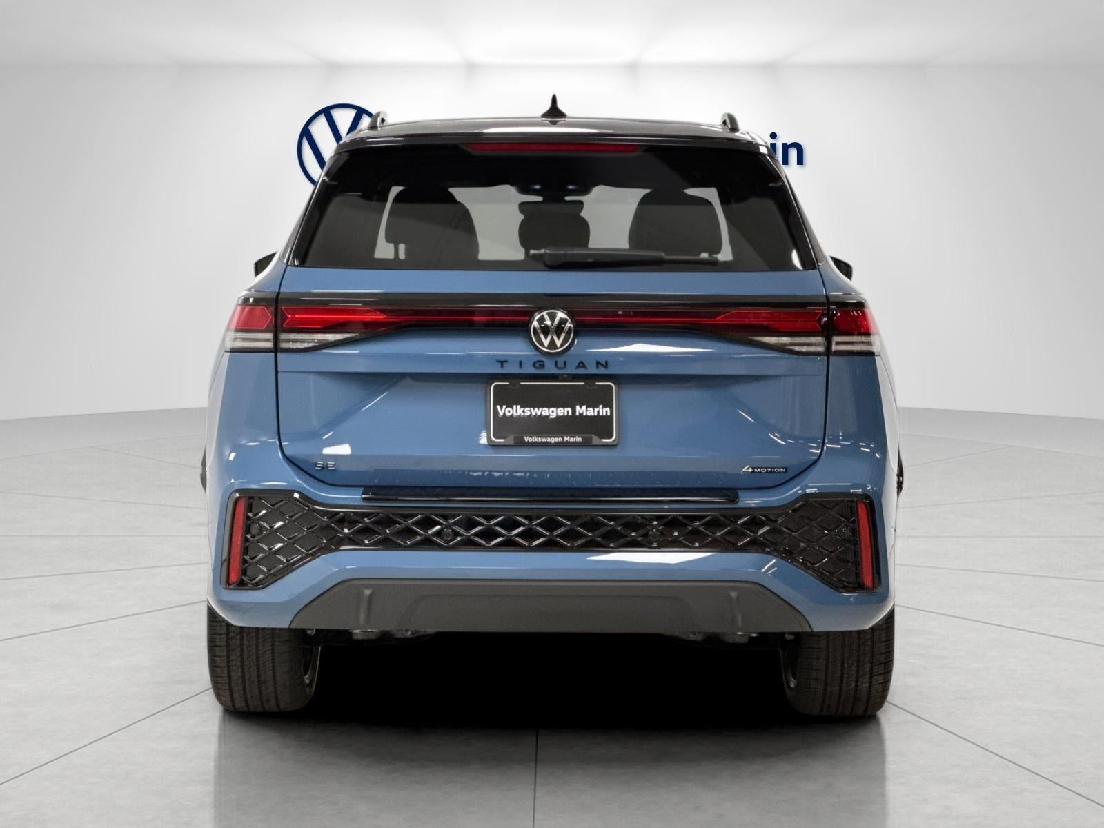 2026 Volkswagen Tiguan SE R-Line Black