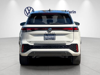 2026 Volkswagen Tiguan SE R-Line Black