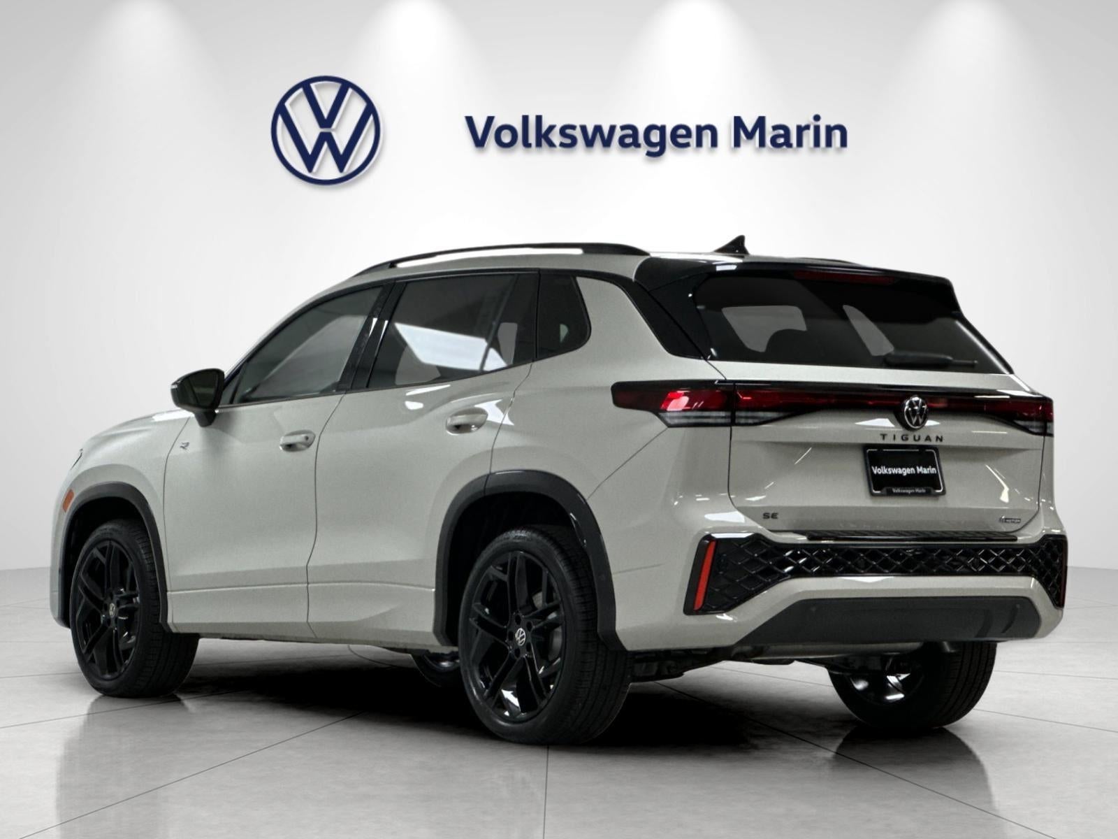 2026 Volkswagen Tiguan SE R-Line Black