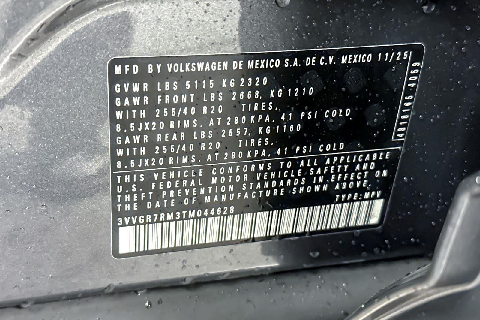 2026 Volkswagen Tiguan SE R-Line Black