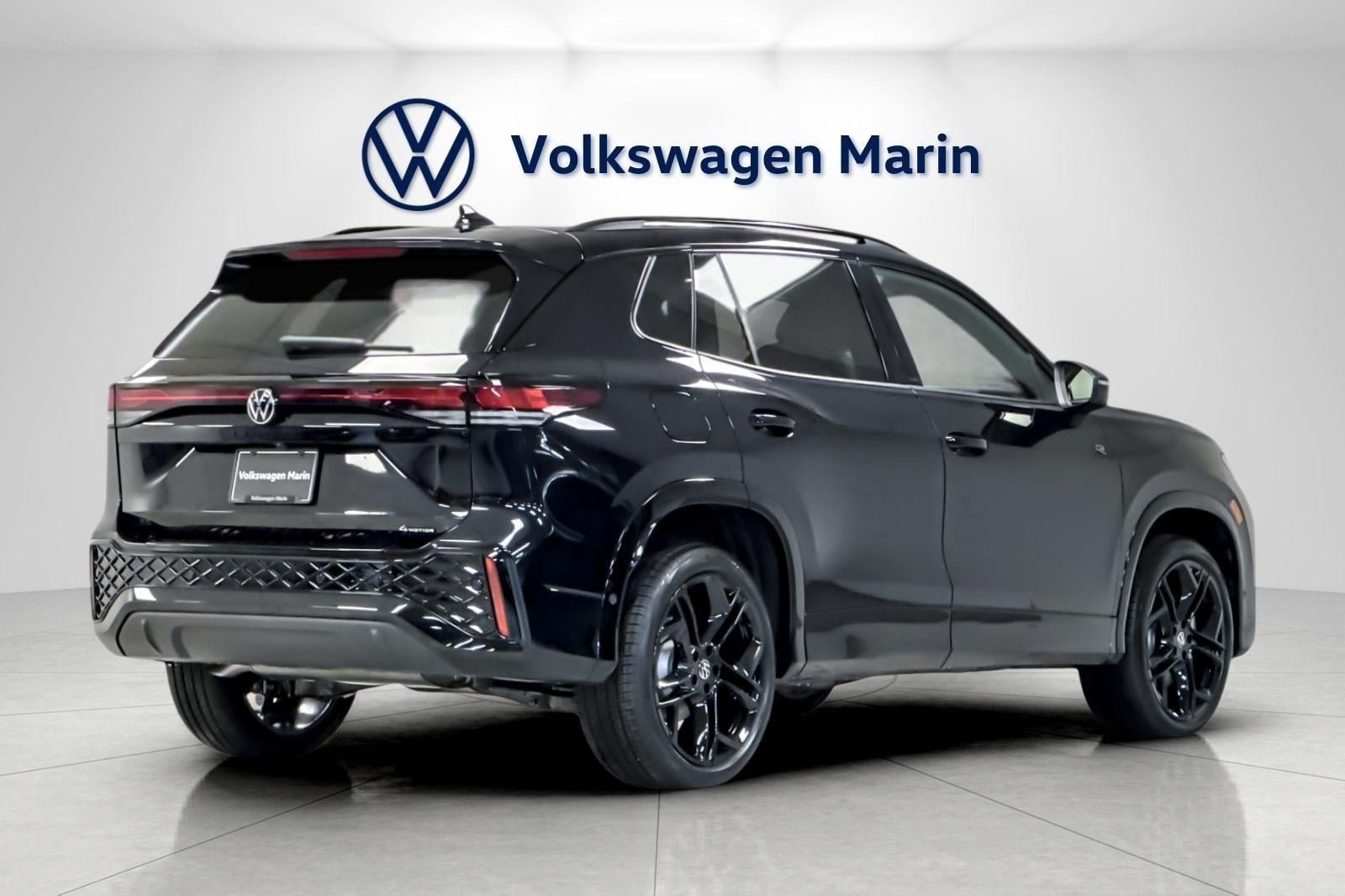 2026 Volkswagen Tiguan SE R-Line Black