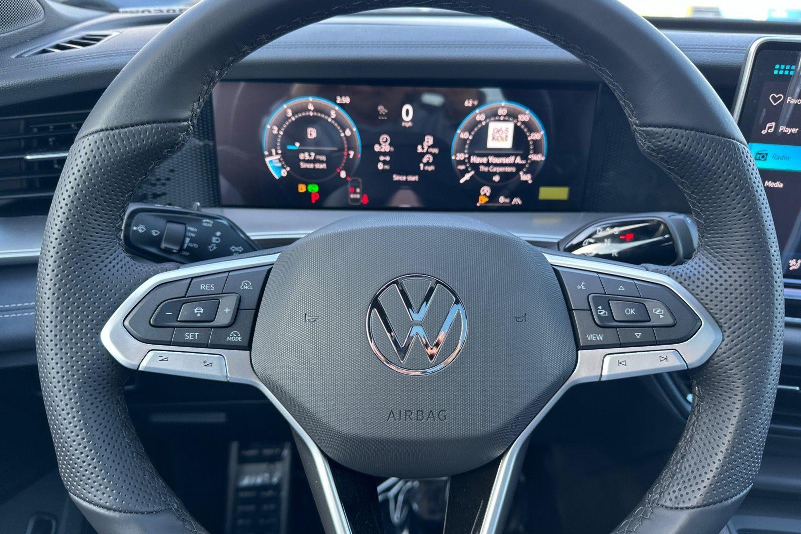 2026 Volkswagen Tiguan SE R-Line Black