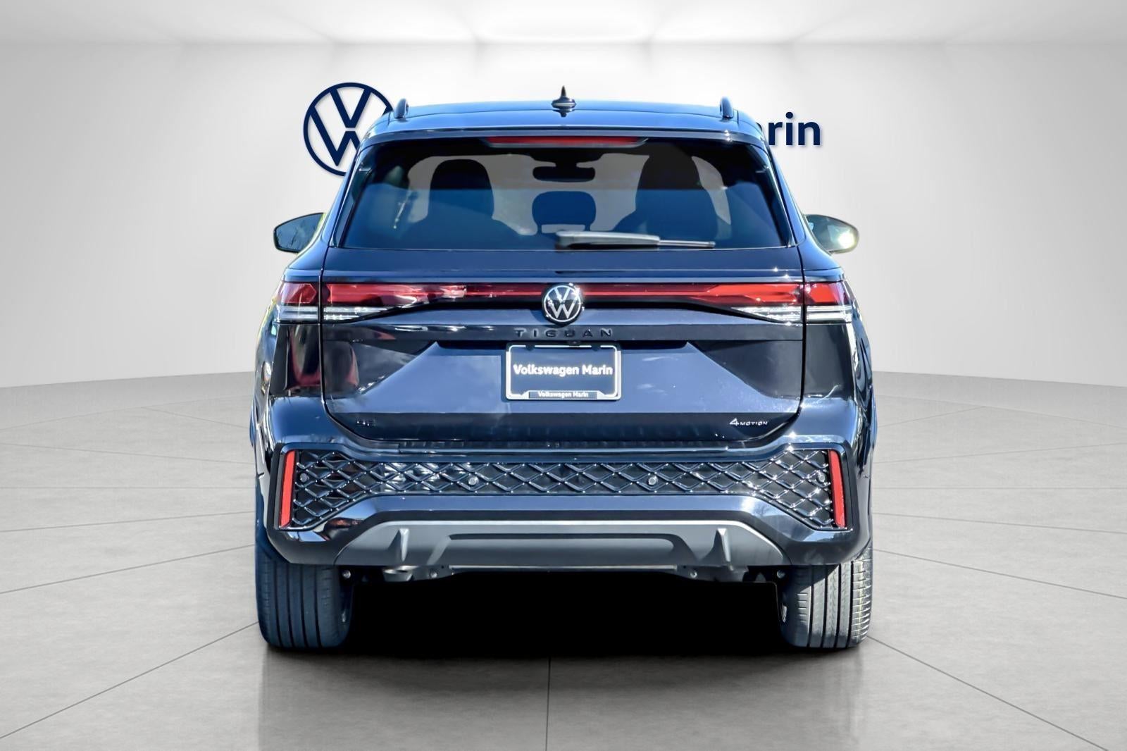 2026 Volkswagen Tiguan SE R-Line Black