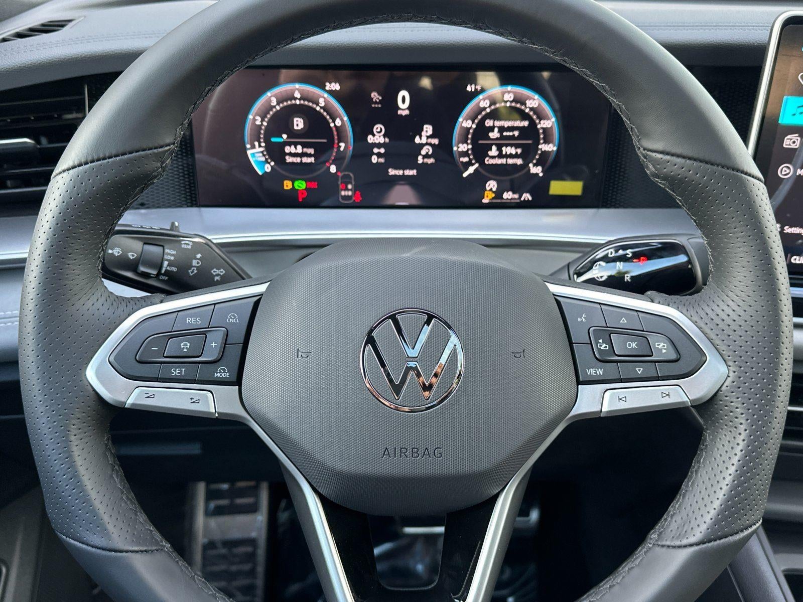 2026 Volkswagen Tiguan SE R-Line Black