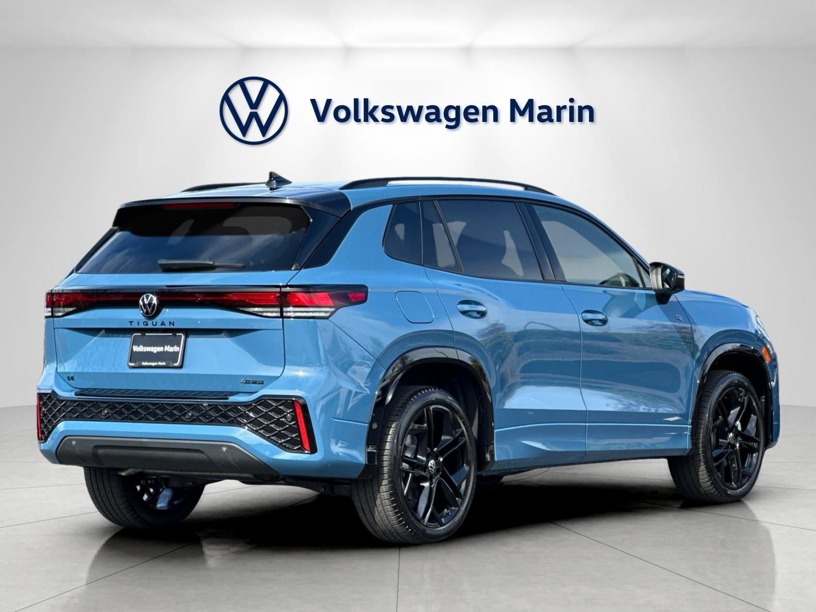 2026 Volkswagen Tiguan SE R-Line Black