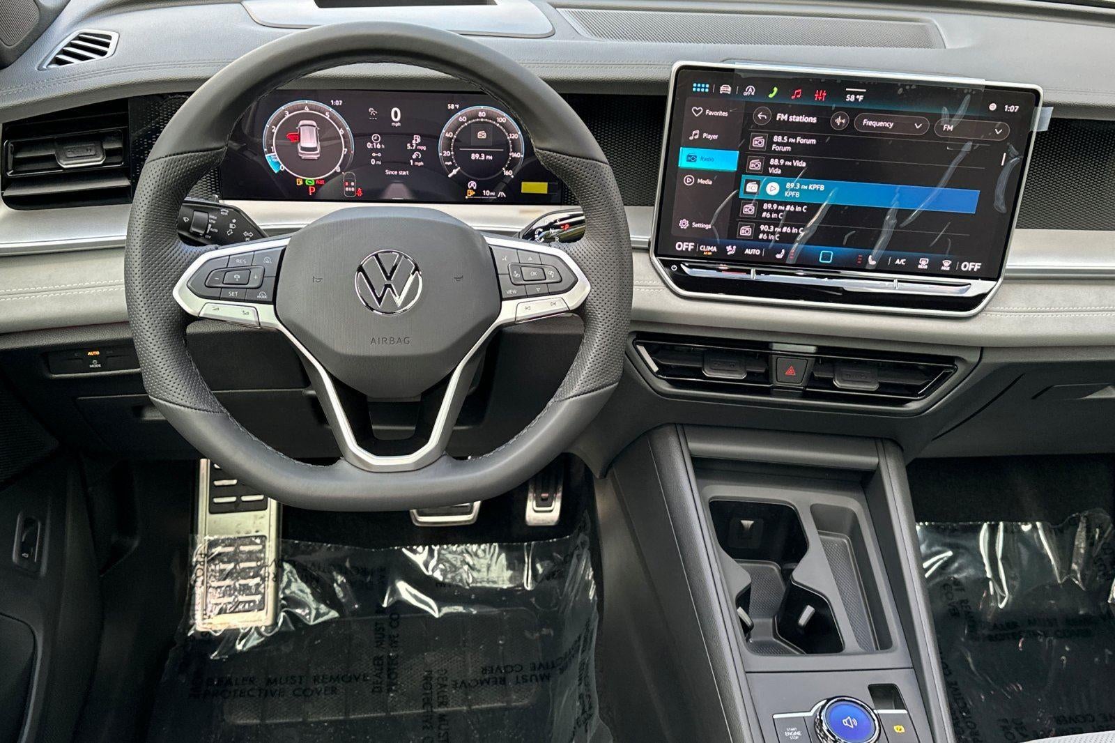 2026 Volkswagen Tiguan SE R-Line Black