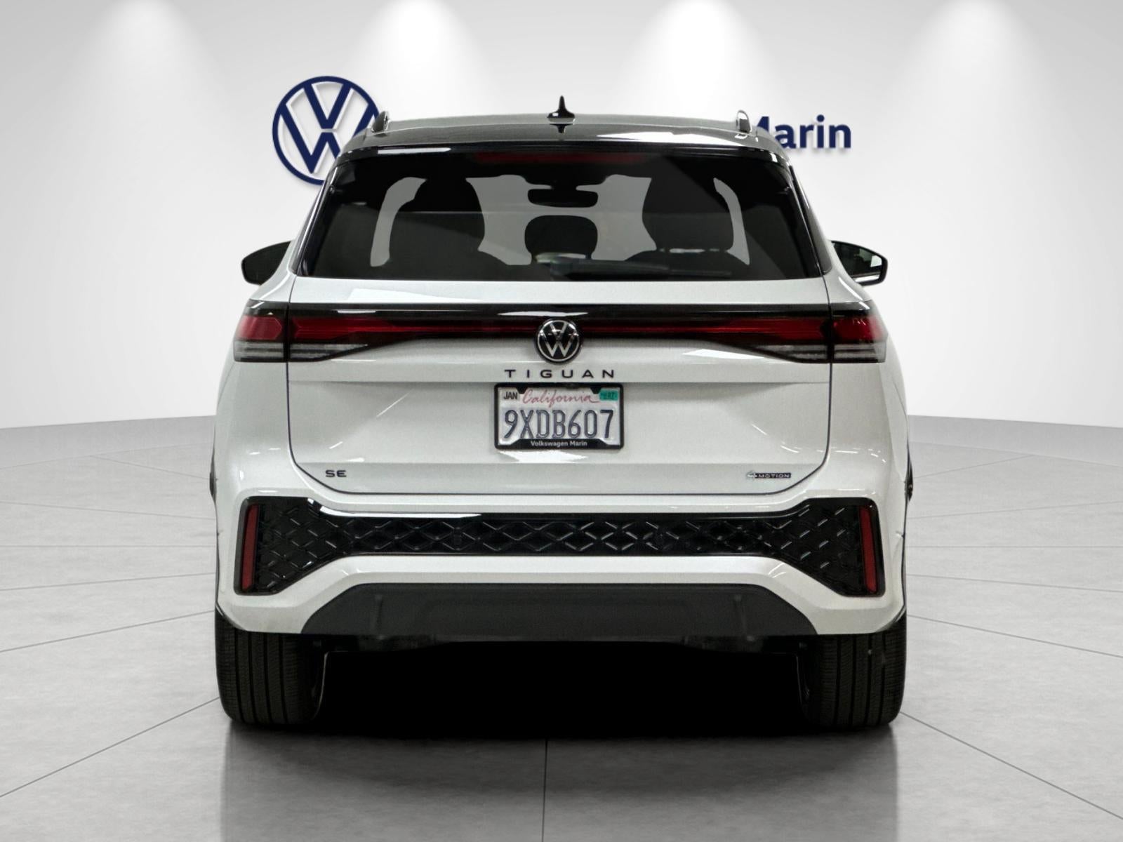 2026 Volkswagen Tiguan SE R-Line Black